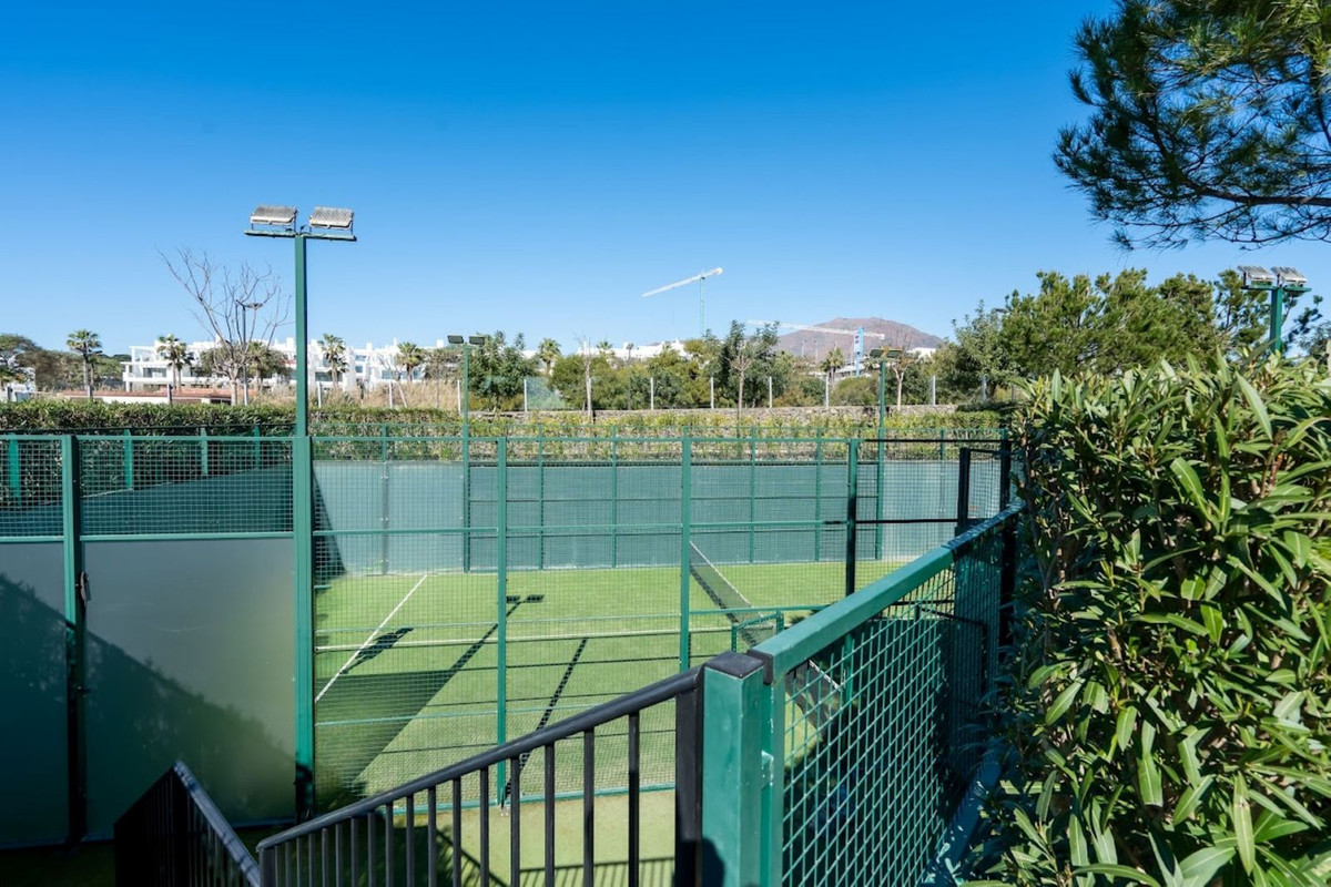 2 Bed Apartment for sale in Estepona Costa Del Sol, Málaga, Spain