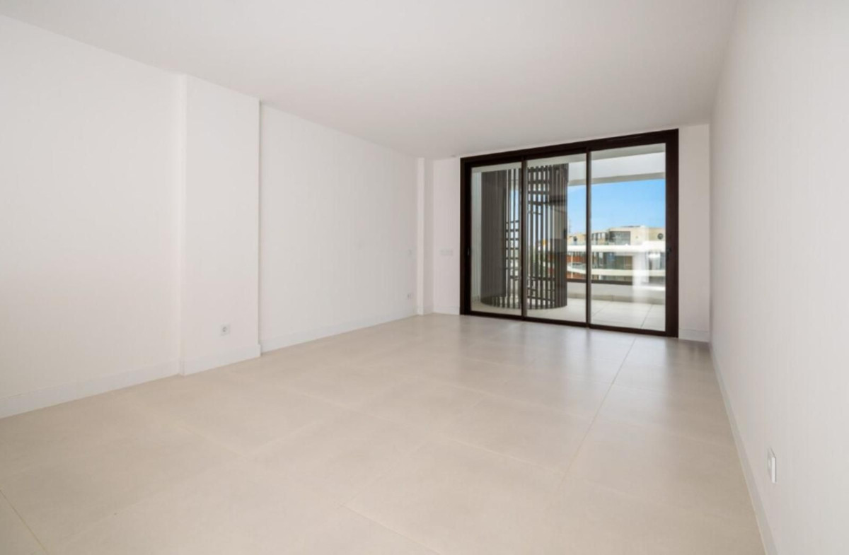 2 Bed Apartment for sale in Fuengirola Costa Del Sol, Málaga, Spain