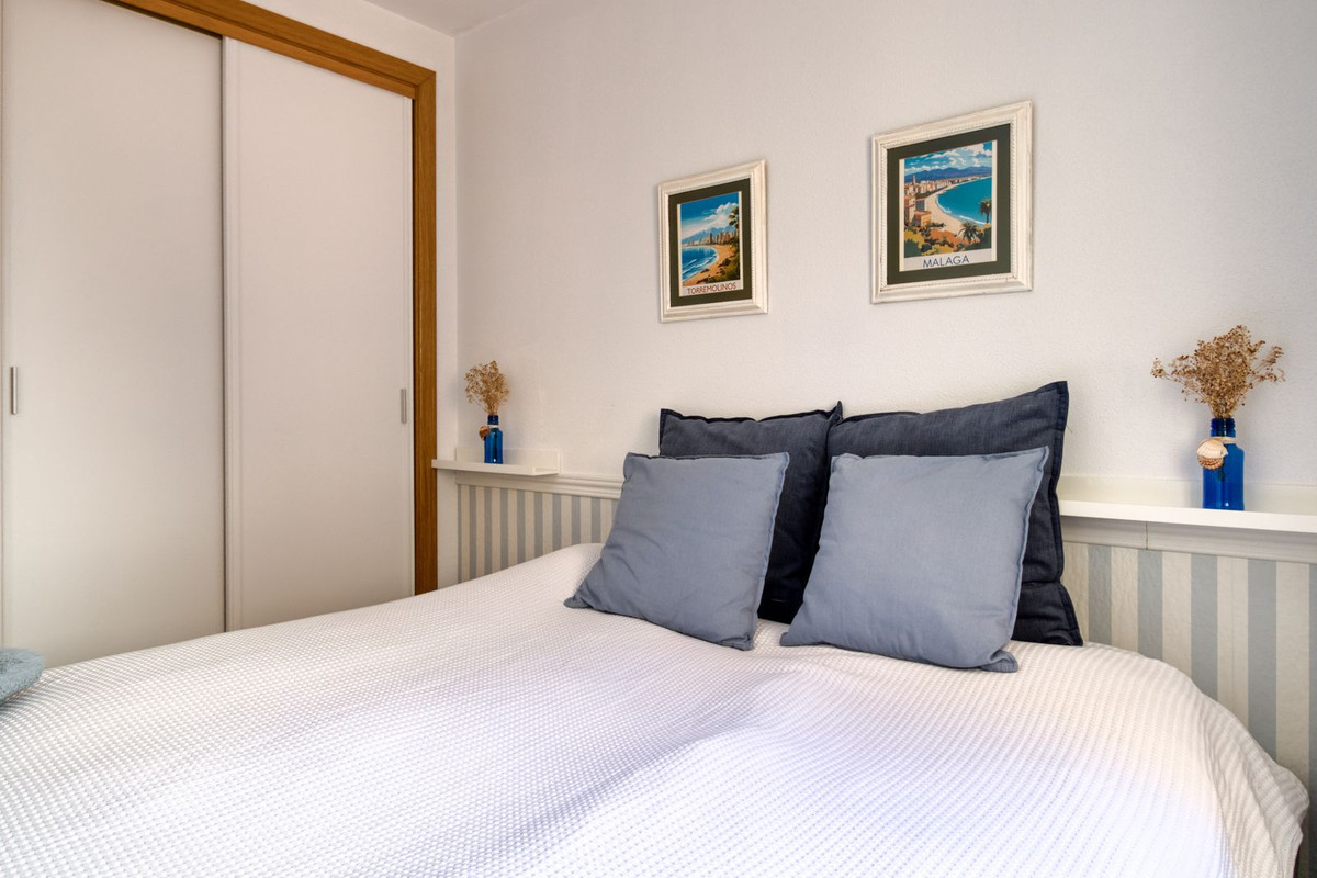 2 Bed Apartment for sale in Torremolinos Costa Del Sol, Málaga, Spain