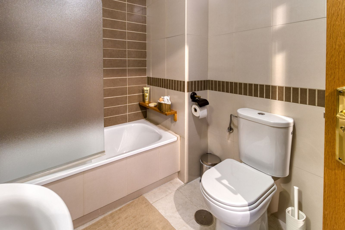 2 Bed Apartment for sale in Torremolinos Costa Del Sol, Málaga, Spain