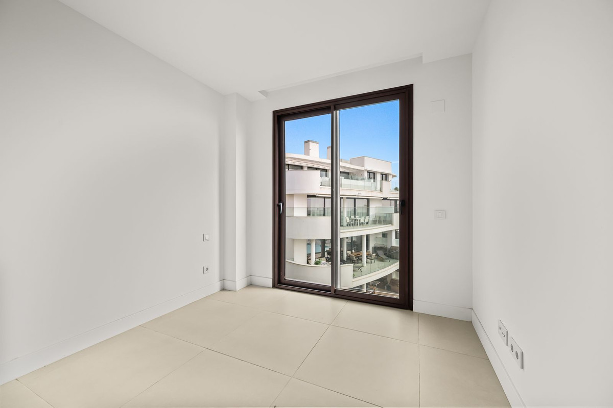 3 Bed Apartment for sale in Fuengirola Costa Del Sol, Málaga, Spain