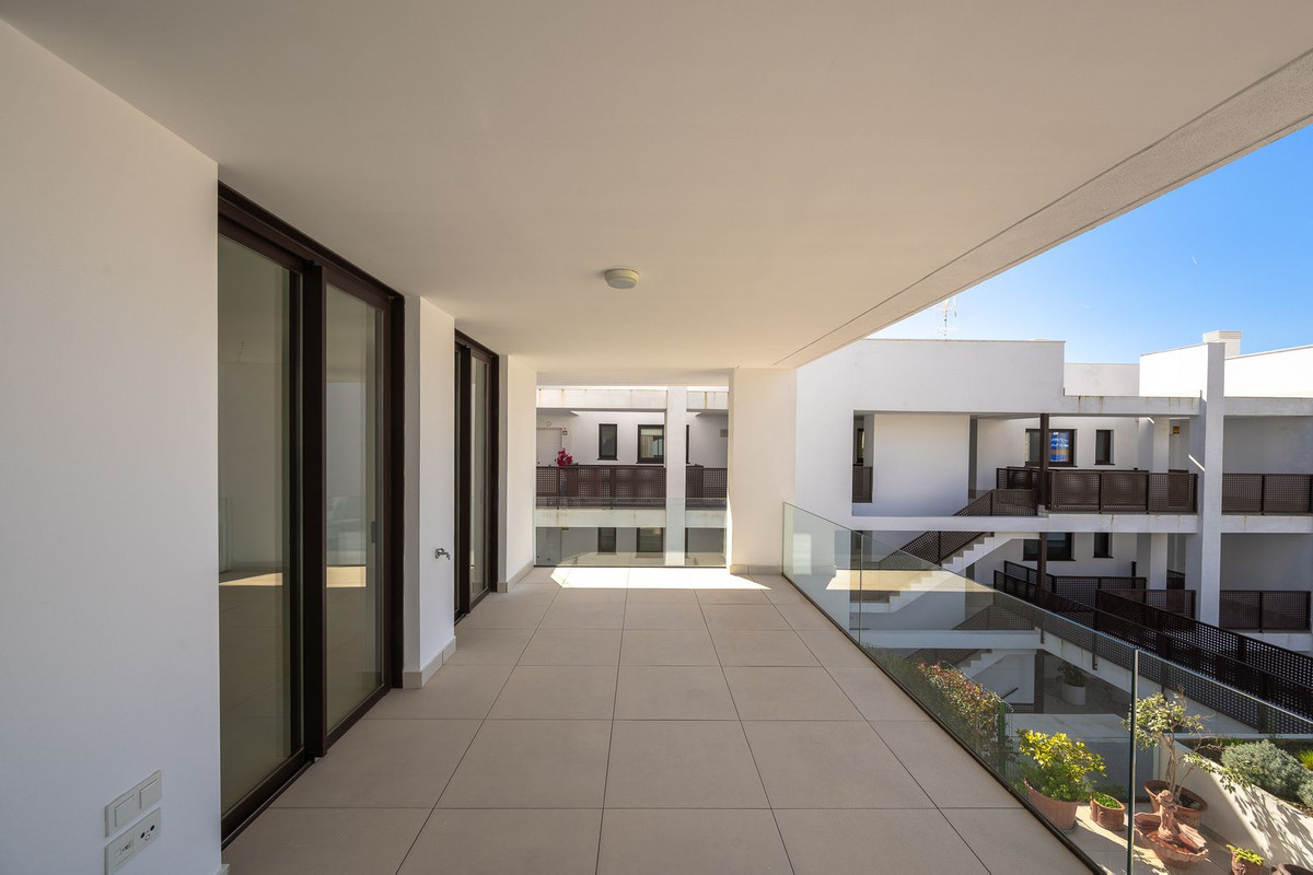 3 Bed Apartment for sale in Fuengirola Costa Del Sol, Málaga, Spain