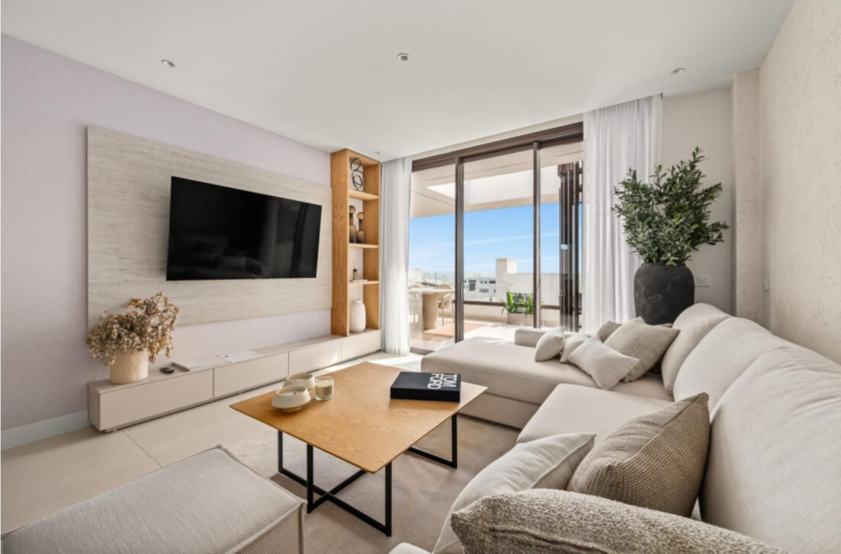 2 Bed Apartment for sale in Fuengirola Costa Del Sol, Málaga, Spain