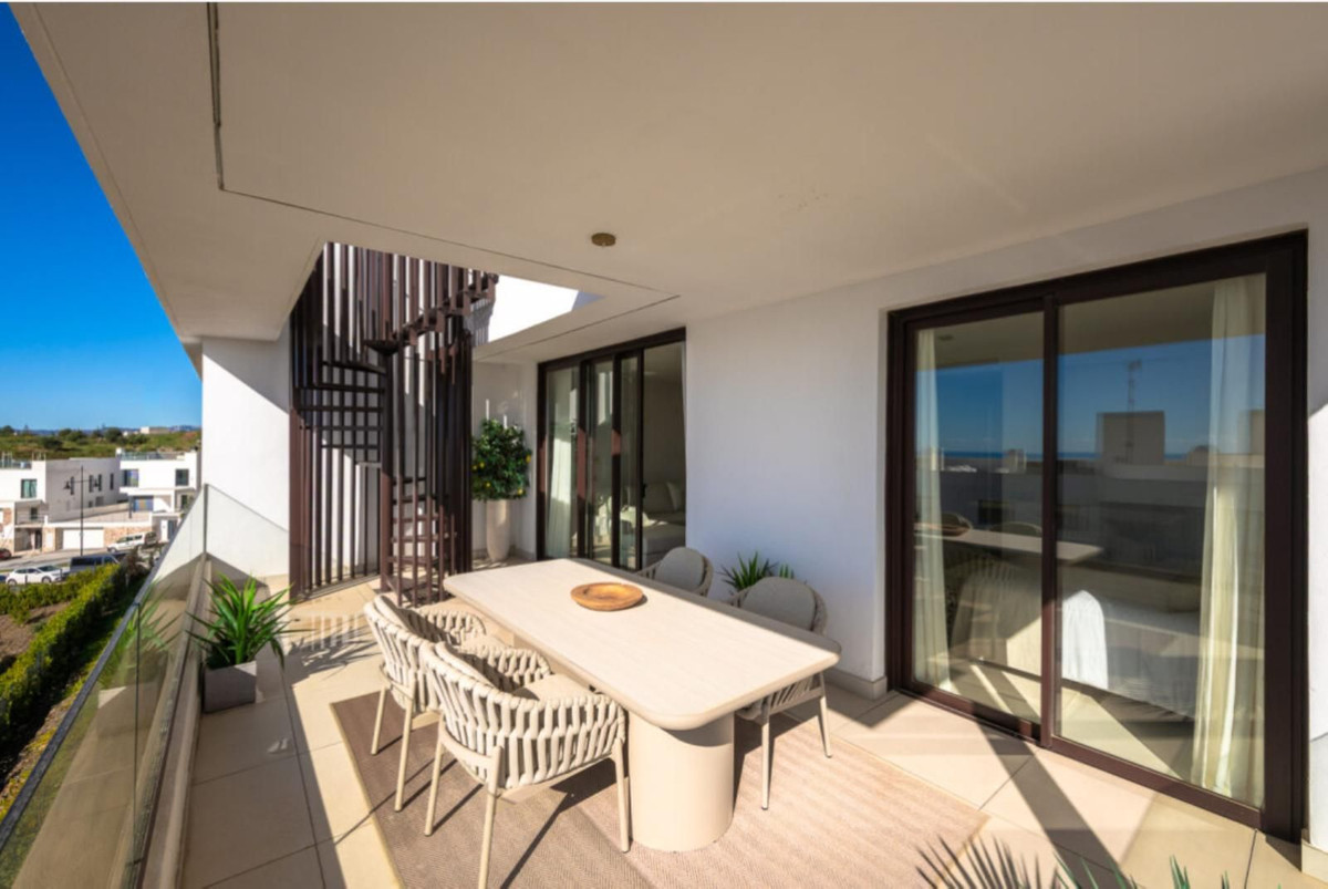2 Bed Apartment for sale in Fuengirola Costa Del Sol, Málaga, Spain