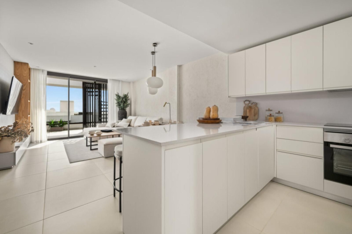 2 Bed Apartment for sale in Fuengirola Costa Del Sol, Málaga, Spain
