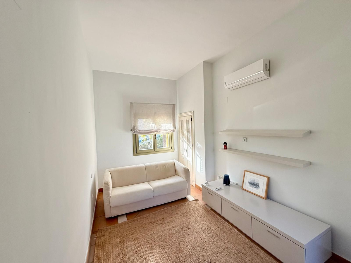 Se vende Adosada de 3 dormitorios en Costa Del Sol, Cadiz, España