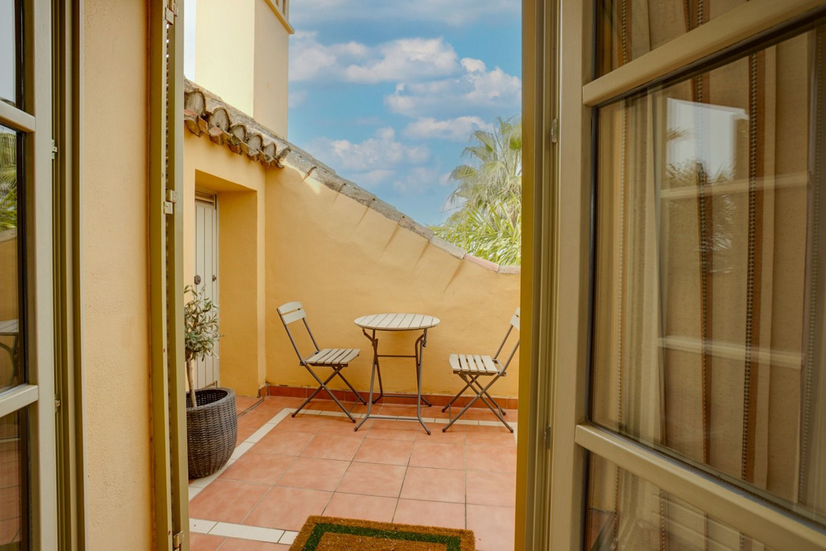 Se vende Adosada de 3 dormitorios en Costa Del Sol, Cadiz, España