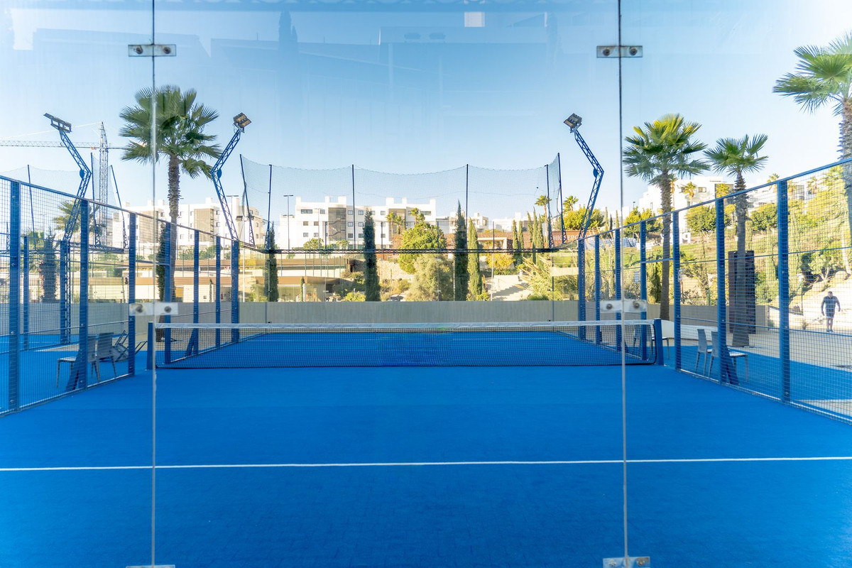 2 Bed Apartment for sale in Fuengirola Costa Del Sol, Málaga, Spain