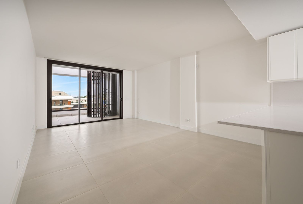 2 Bed Apartment for sale in Fuengirola Costa Del Sol, Málaga, Spain