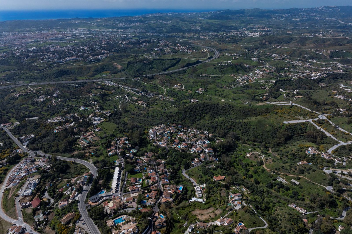 Se vende Terreno Urbano  en Costa Del Sol, Málaga, España
