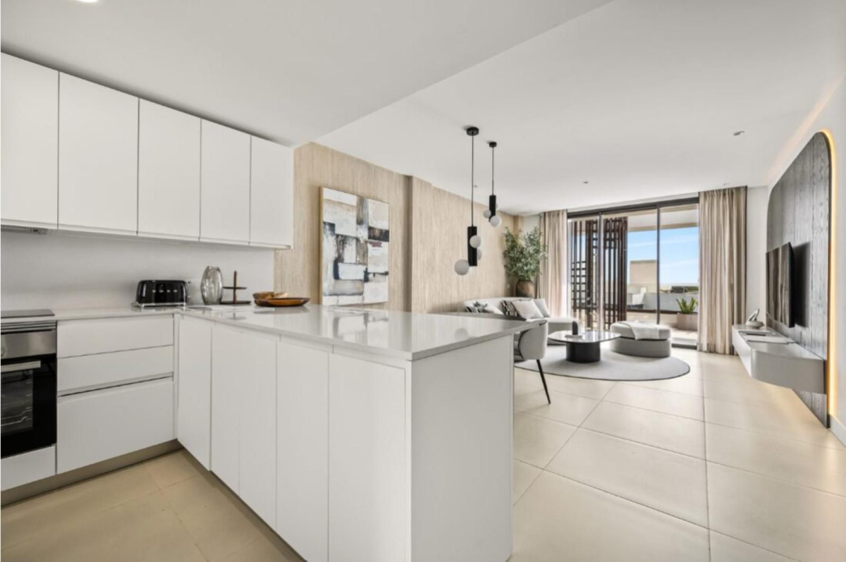2 Bed Apartment for sale in Fuengirola Costa Del Sol, Málaga, Spain