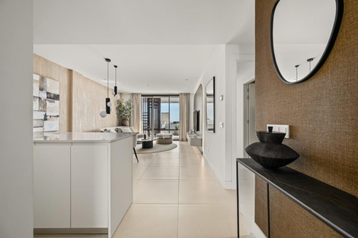 2 Bed Apartment for sale in Fuengirola Costa Del Sol, Málaga, Spain