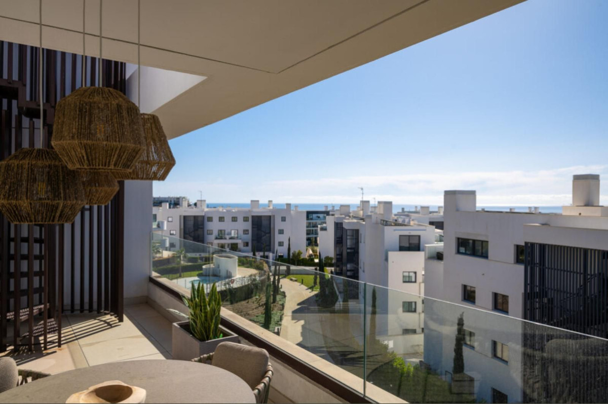 2 Bed Apartment for sale in Fuengirola Costa Del Sol, Málaga, Spain