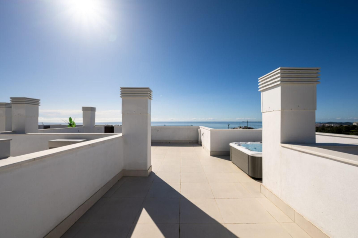 Se vende Ático de 2 dormitorios en Costa Del Sol, Málaga, España