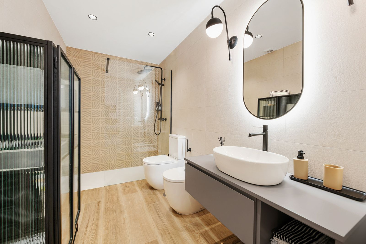 Se vende Apartamento Planta Baja de 2 dormitorios en Costa Del Sol, Málaga, España