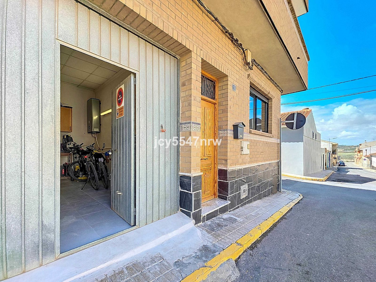 3 Bed Townhouse for sale in Pinoso Costa Blanca, Alicante, Spain