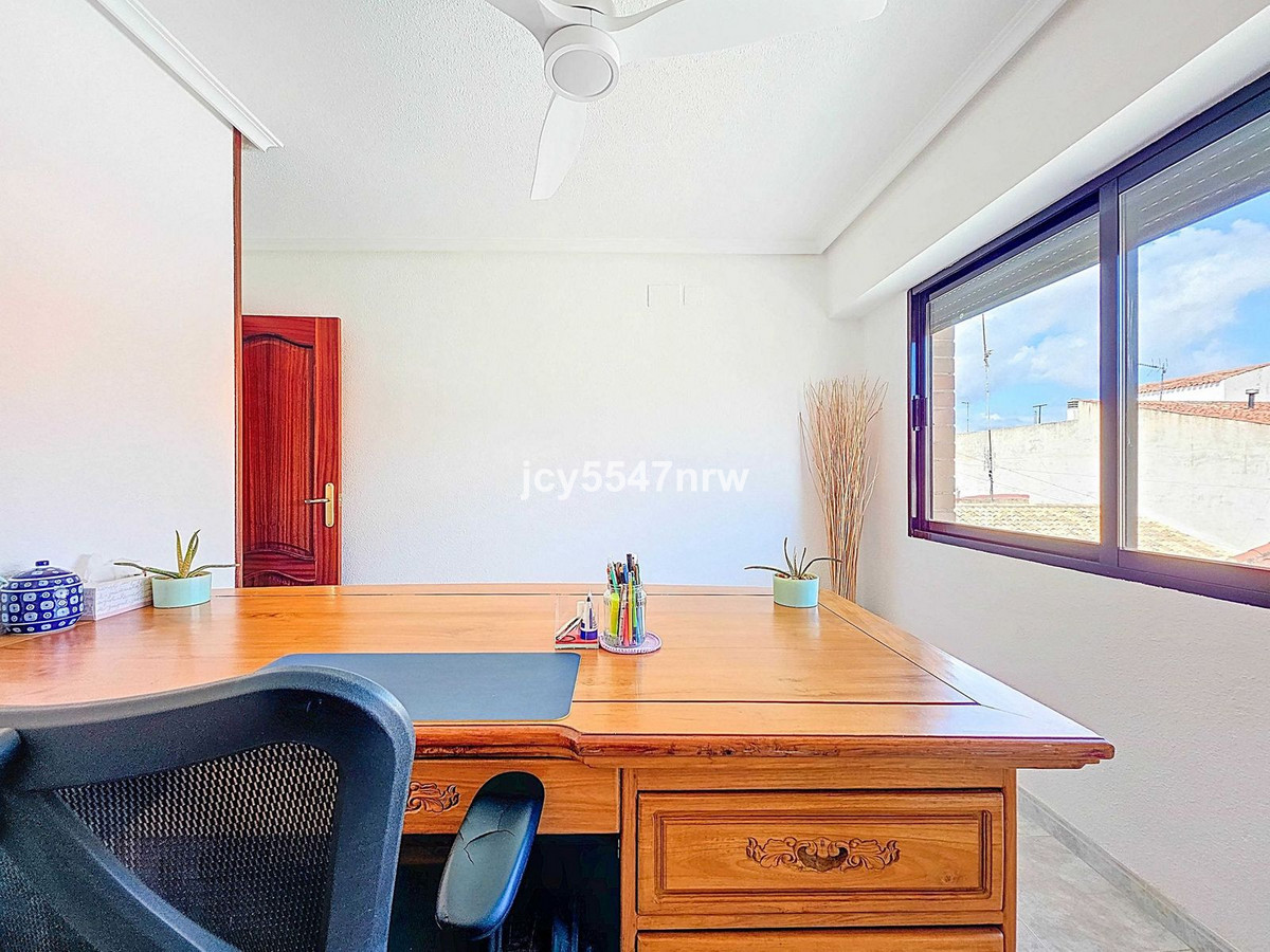 3 Bed Townhouse for sale in Pinoso Costa Blanca, Alicante, Spain