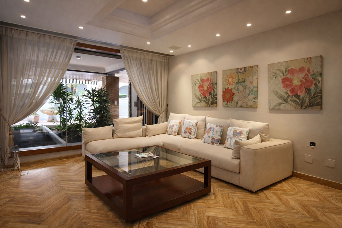 Se vende Villa - Chalet de 7 dormitorios en Costa Del Sol, Málaga, España