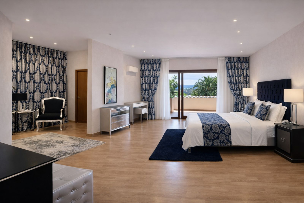 Se vende Villa - Chalet de 7 dormitorios en Costa Del Sol, Málaga, España