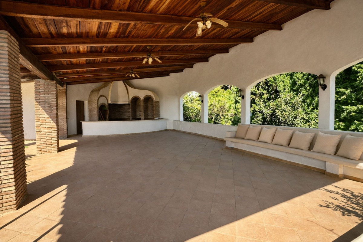 Se vende Villa - Chalet de 7 dormitorios en Costa Del Sol, Málaga, España