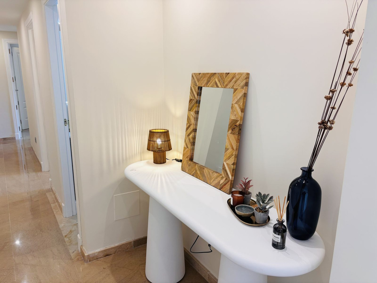 3 Bed Apartment for sale in La Duquesa Costa Del Sol, Málaga, Spain