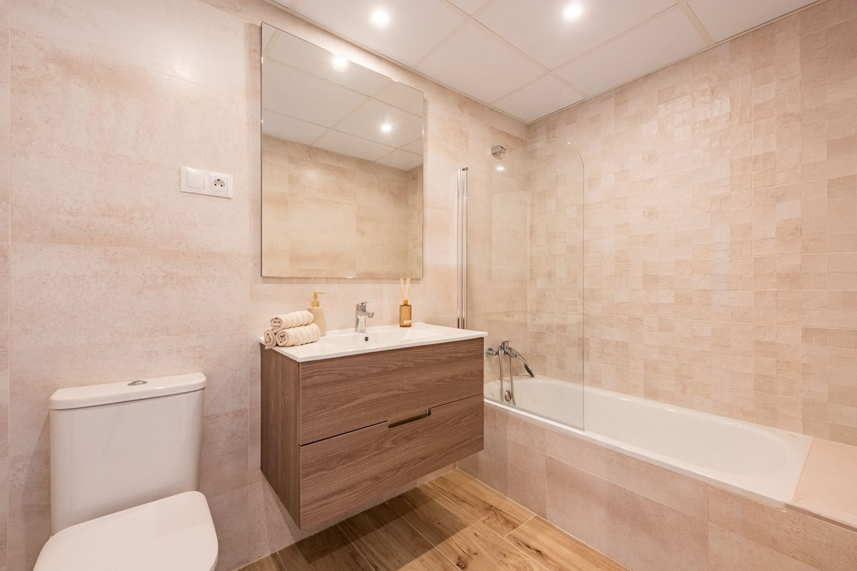 3 Bed Apartment for sale in Nueva Andalucía Costa Del Sol, Málaga, Spain
