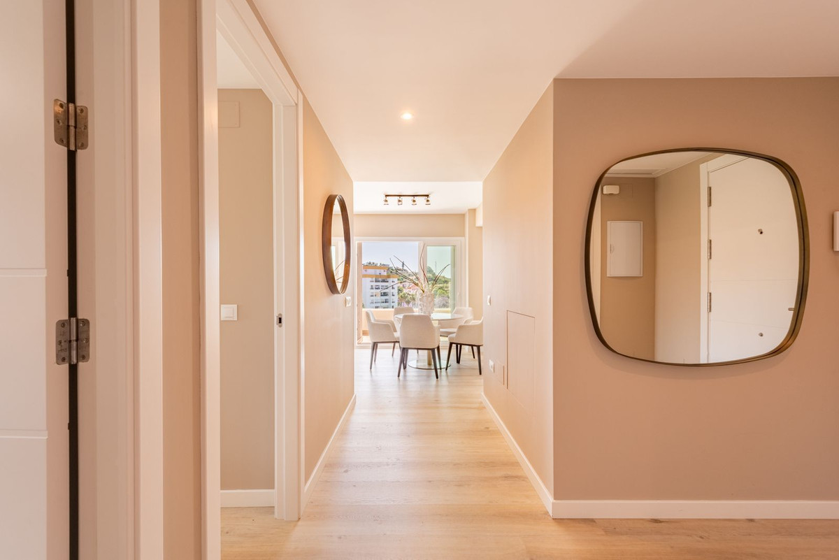 3 Bed Apartment for sale in Nueva Andalucía Costa Del Sol, Málaga, Spain