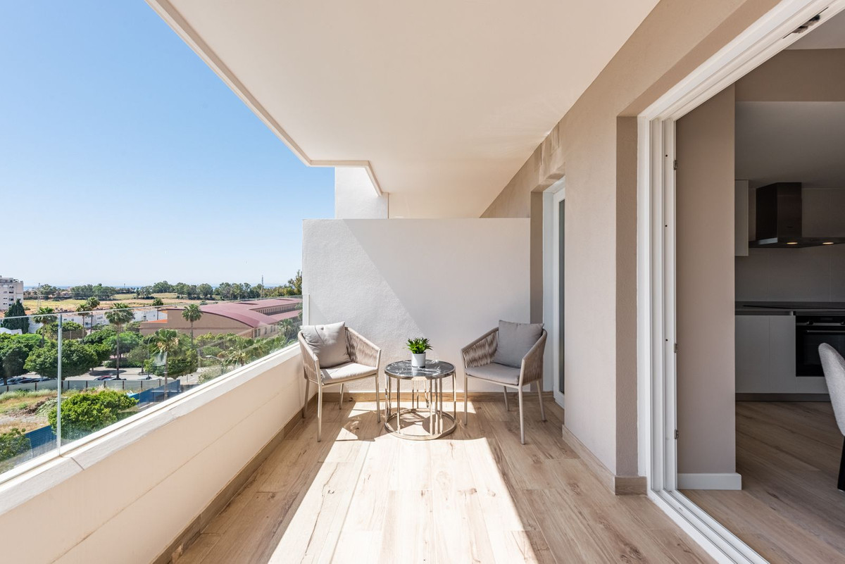 3 Bed Apartment for sale in Nueva Andalucía Costa Del Sol, Málaga, Spain