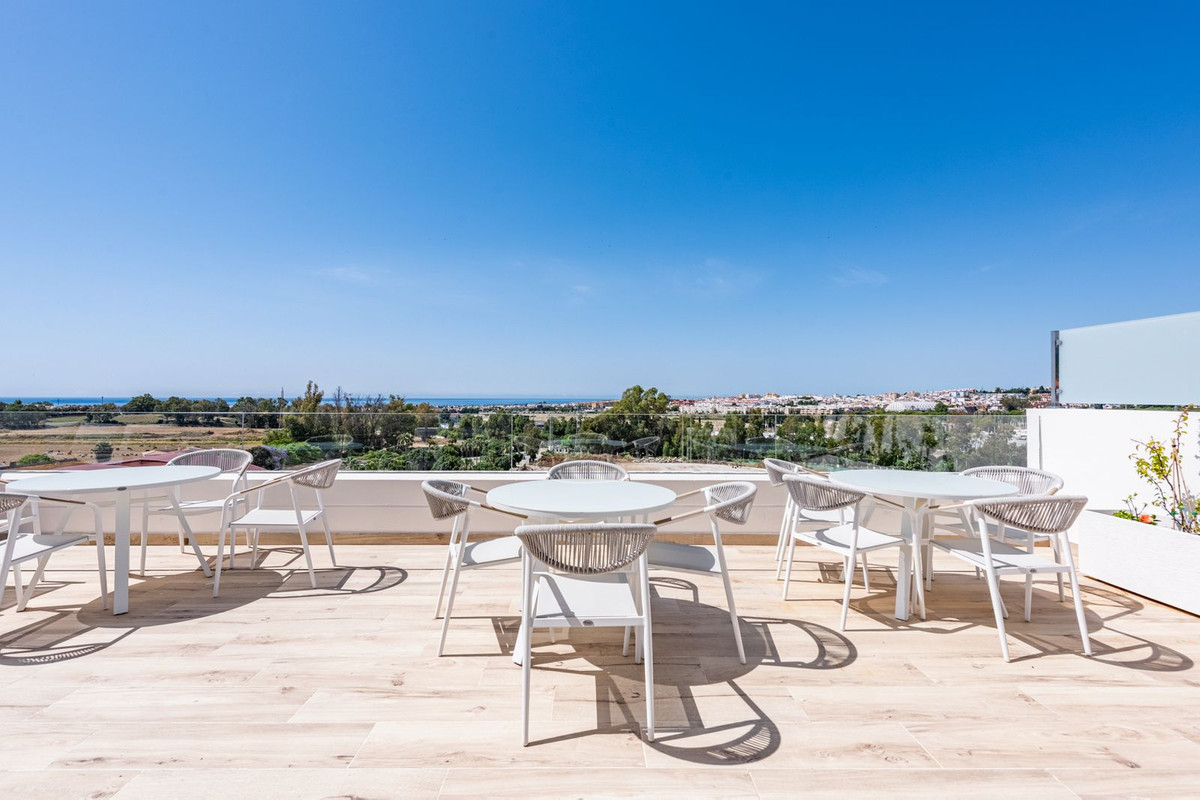 3 Bed Apartment for sale in Nueva Andalucía Costa Del Sol, Málaga, Spain