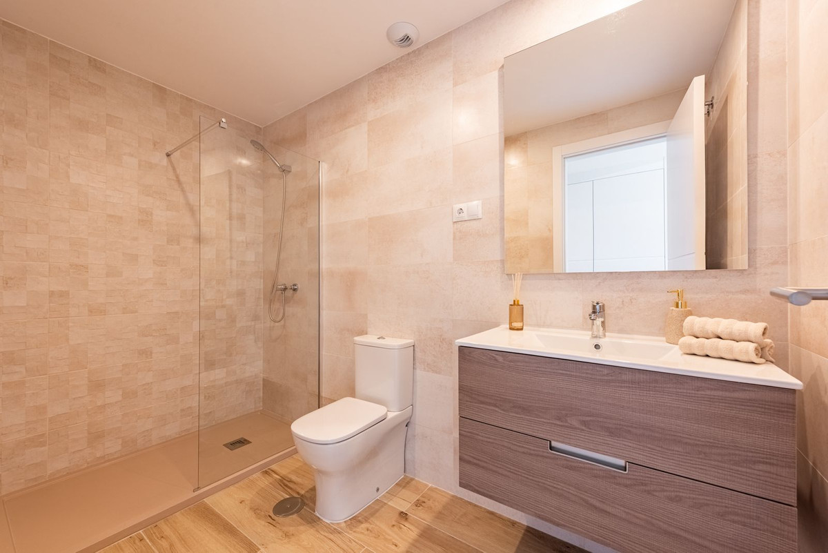 3 Bed Apartment for sale in Nueva Andalucía Costa Del Sol, Málaga, Spain