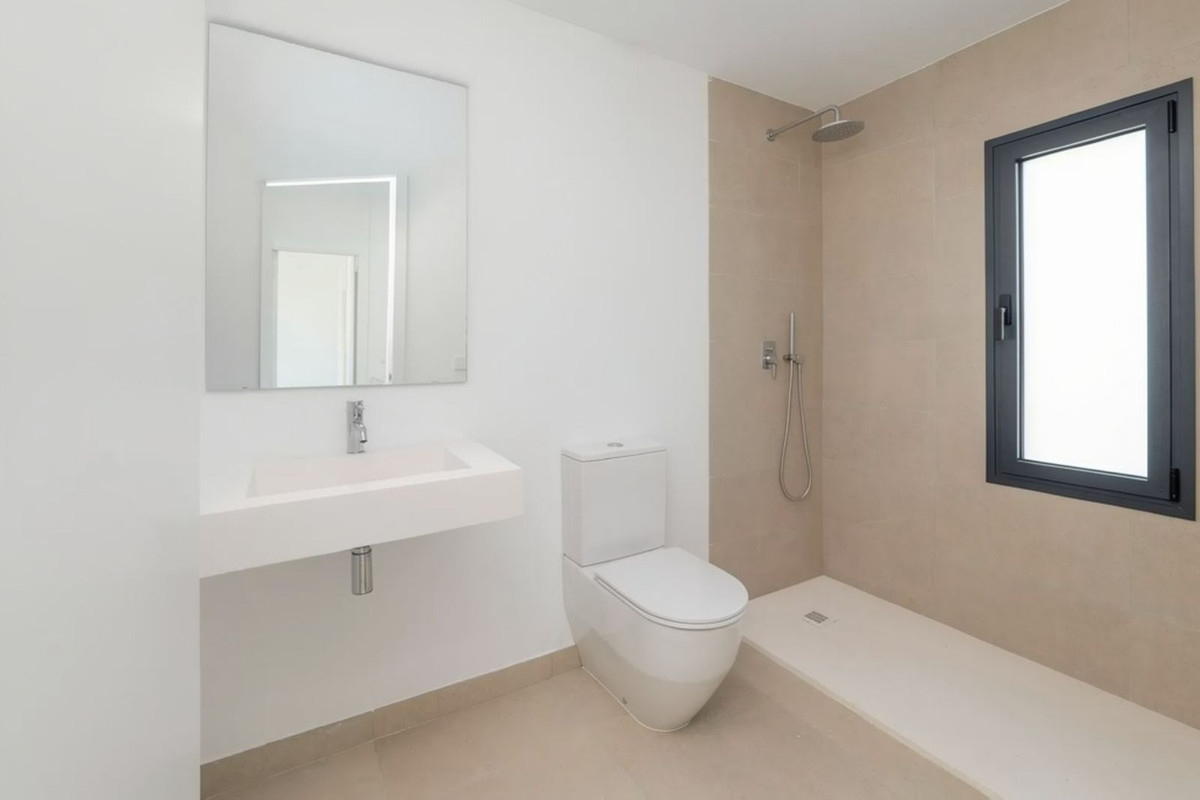 3 Bed Townhouse for sale in Estepona Costa Del Sol, Málaga, Spain
