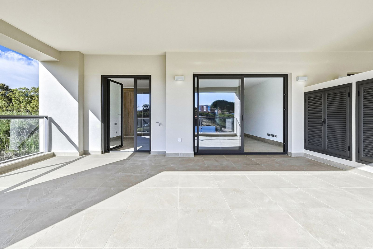 3 Bed Apartment for sale in Casares Playa Costa Del Sol, Málaga, Spain