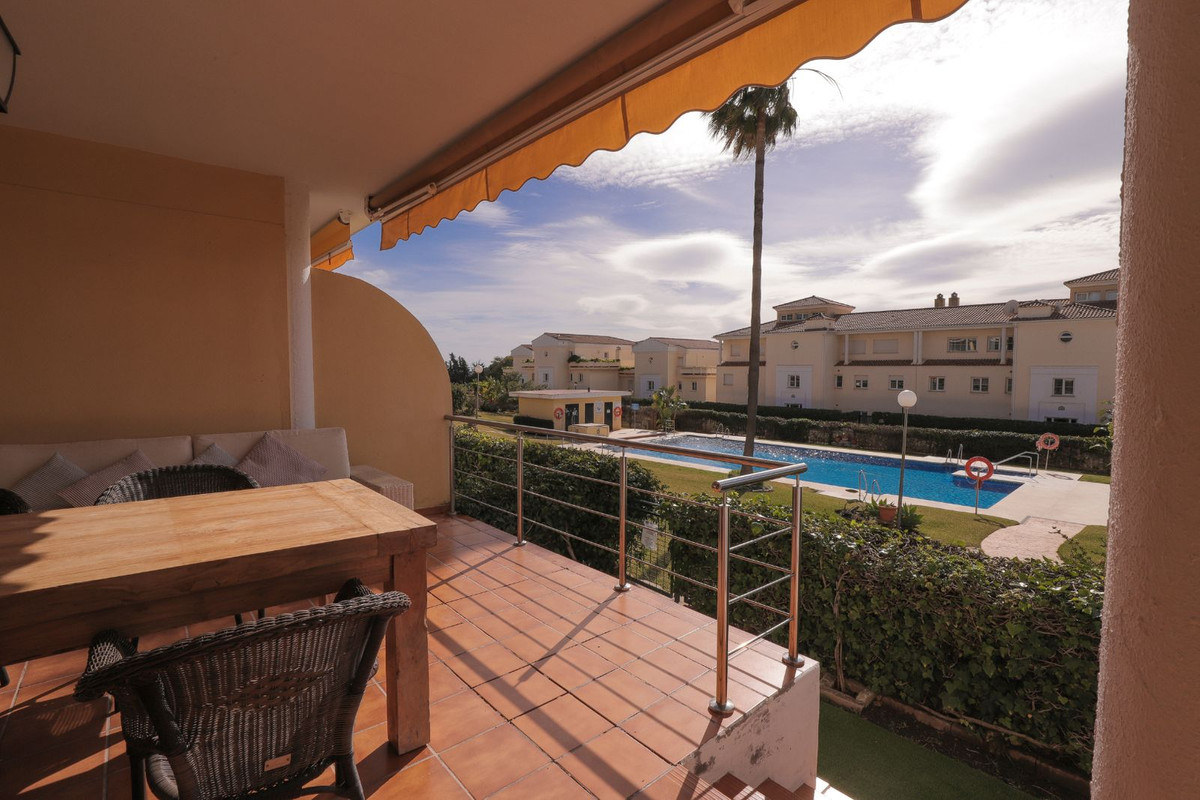 Se vende Apartamento Planta Baja de 3 dormitorios en Costa Del Sol, Málaga, España