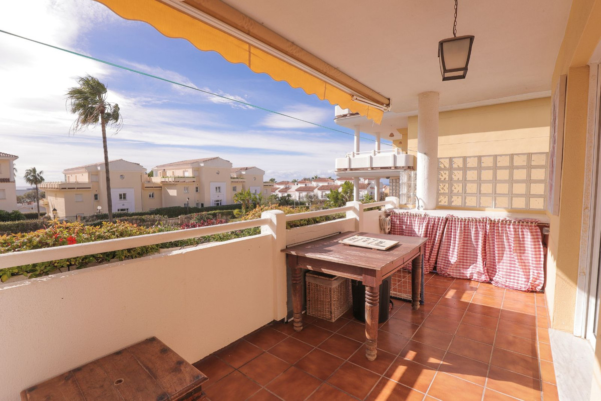 Se vende Apartamento Planta Baja de 3 dormitorios en Costa Del Sol, Málaga, España