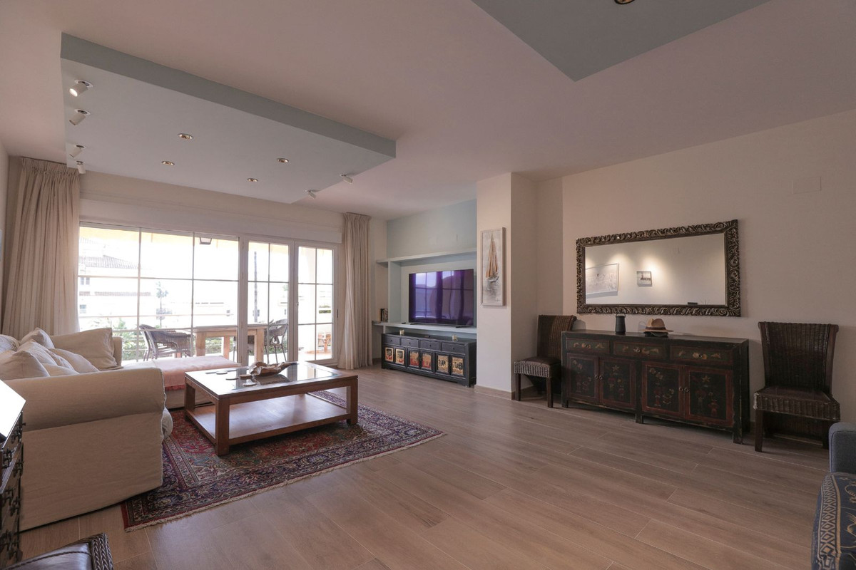 Se vende Apartamento Planta Baja de 3 dormitorios en Costa Del Sol, Málaga, España