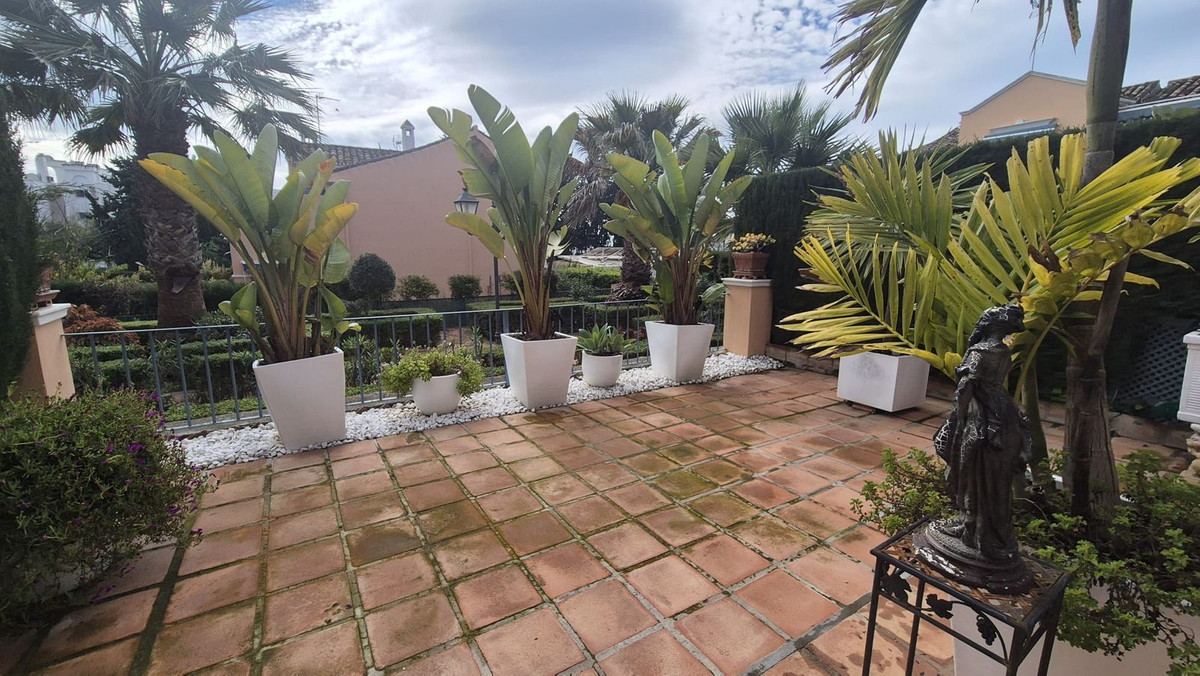 3 Bed Townhouse for sale in Marbella Costa Del Sol, Málaga, Spain