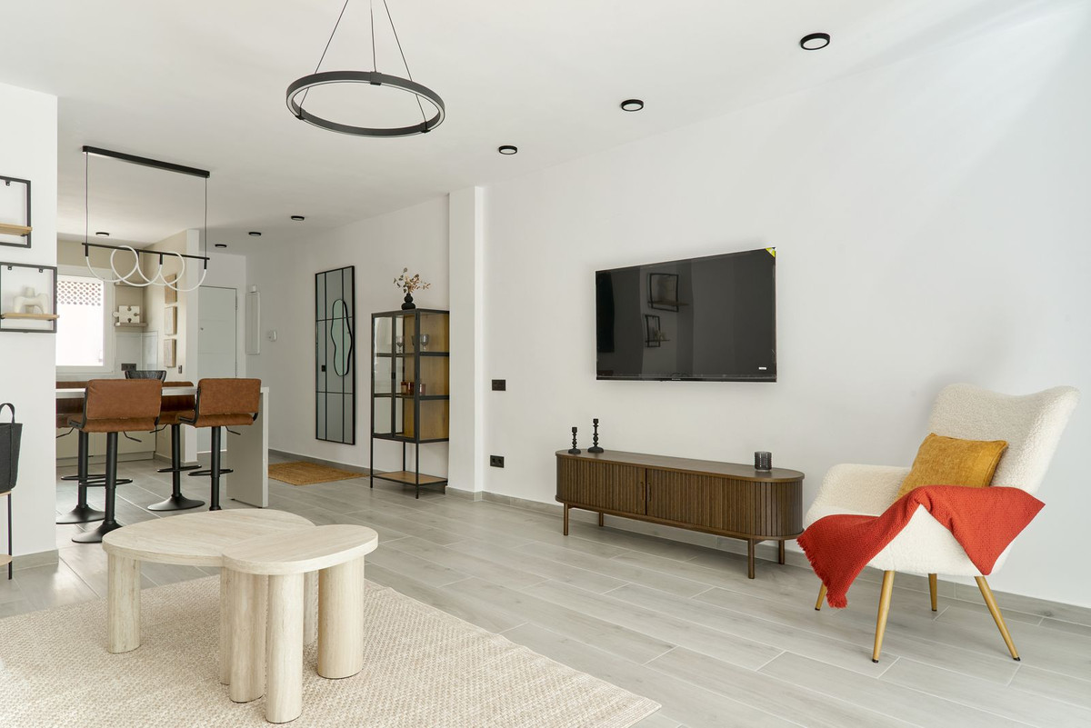 Se vende Apartamento Planta Media de 2 dormitorios en Costa Del Sol, Málaga, España