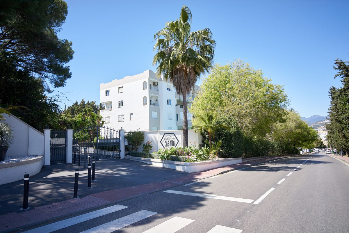 Se vende Apartamento Planta Media de 2 dormitorios en Costa Del Sol, Málaga, España