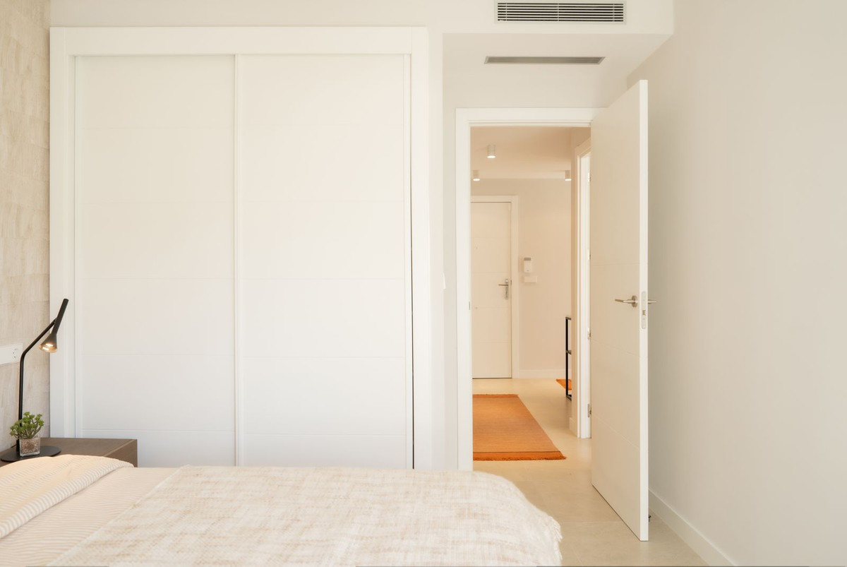 3 Bed Apartment for sale in Selwo Costa Del Sol, Málaga, Spain