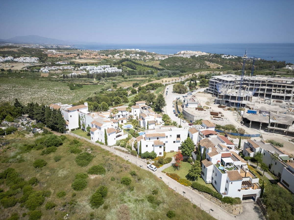 Se vende Apartamento Planta Media de 2 dormitorios en Costa Del Sol, Málaga, España