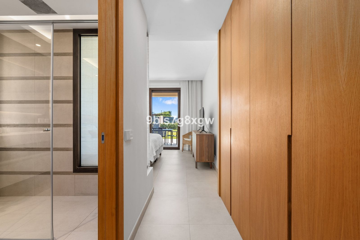 3 Bed Apartment for sale in La Quinta Costa Del Sol, Málaga, Spain