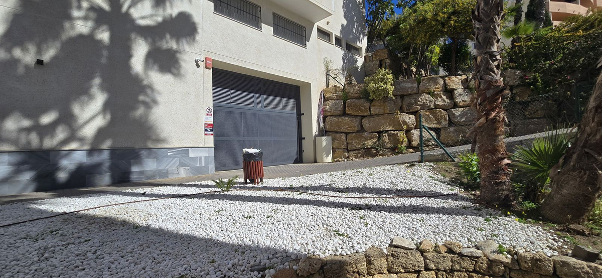 2 Bed Apartment for sale in Riviera Del Sol Costa Del Sol, Málaga, Spain