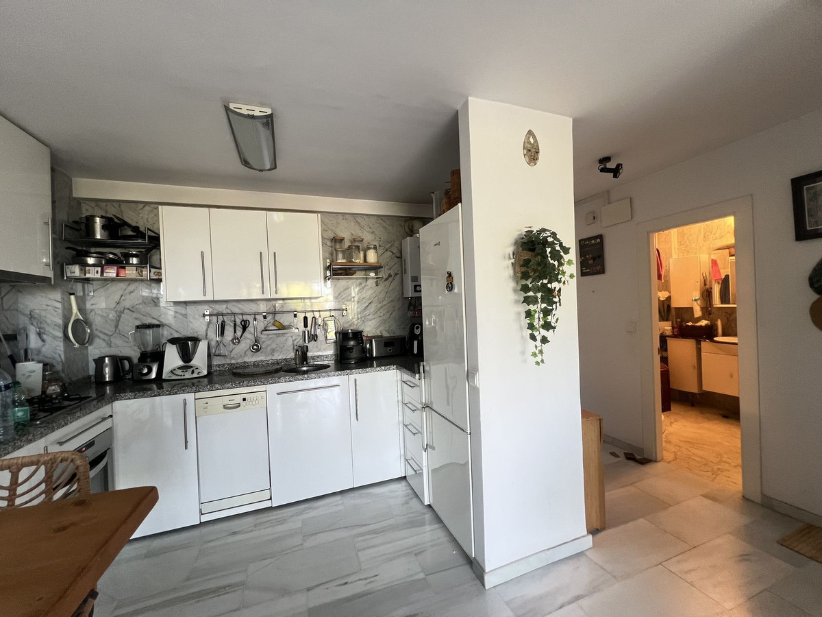 1 Bed Apartment for sale in Marbella Costa Del Sol, Málaga, Spain