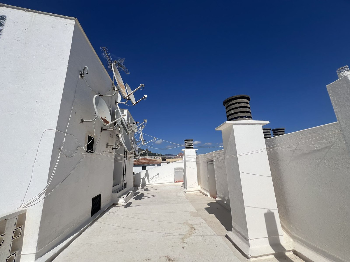 1 Bed Apartment for sale in Marbella Costa Del Sol, Málaga, Spain