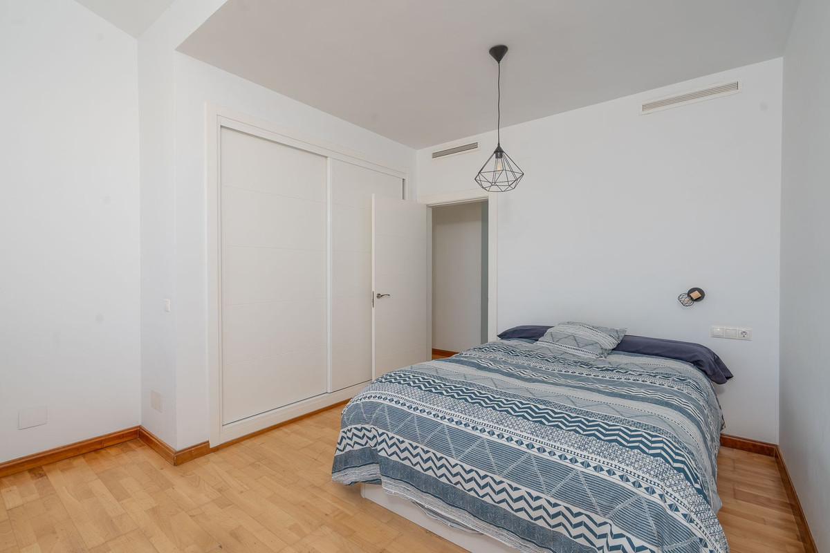 Se vende Villa - Chalet de 3 dormitorios en Costa Del Sol, Málaga, España