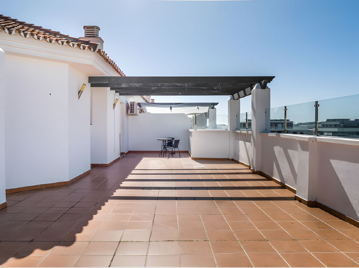 3 Bed Apartment for sale in La Campana Costa Del Sol, Málaga, Spain