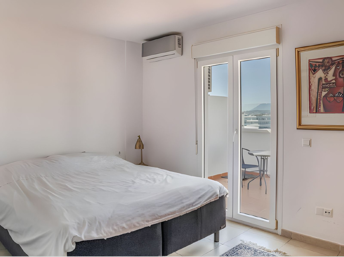 3 Bed Apartment for sale in La Campana Costa Del Sol, Málaga, Spain