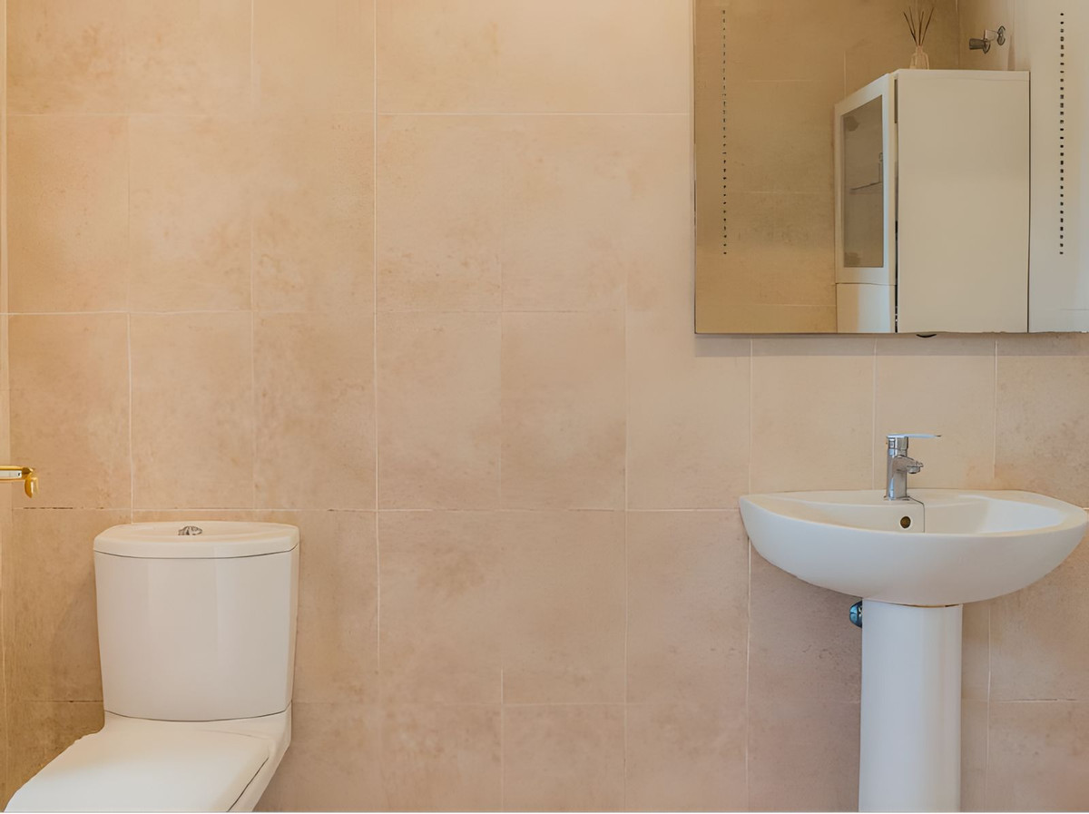 3 Bed Apartment for sale in La Campana Costa Del Sol, Málaga, Spain