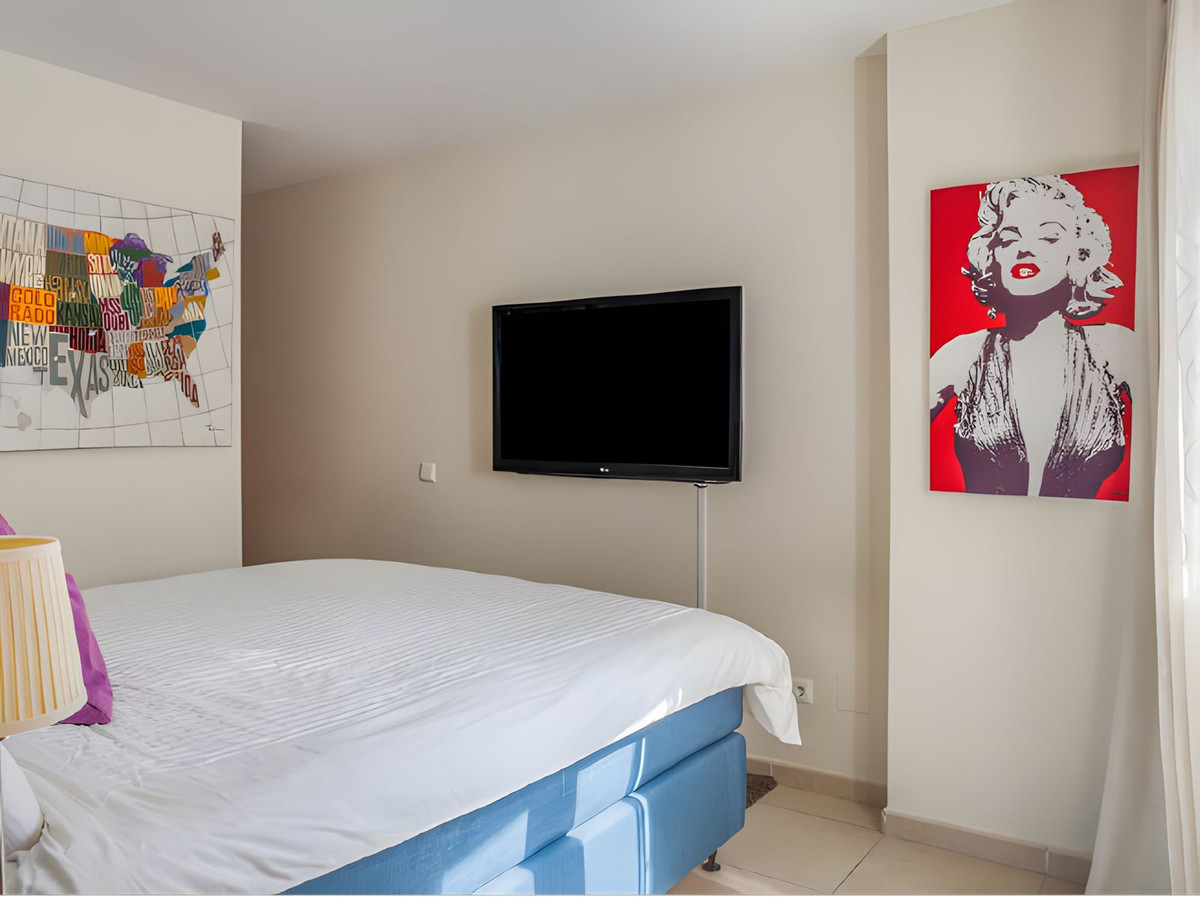 3 Bed Apartment for sale in La Campana Costa Del Sol, Málaga, Spain