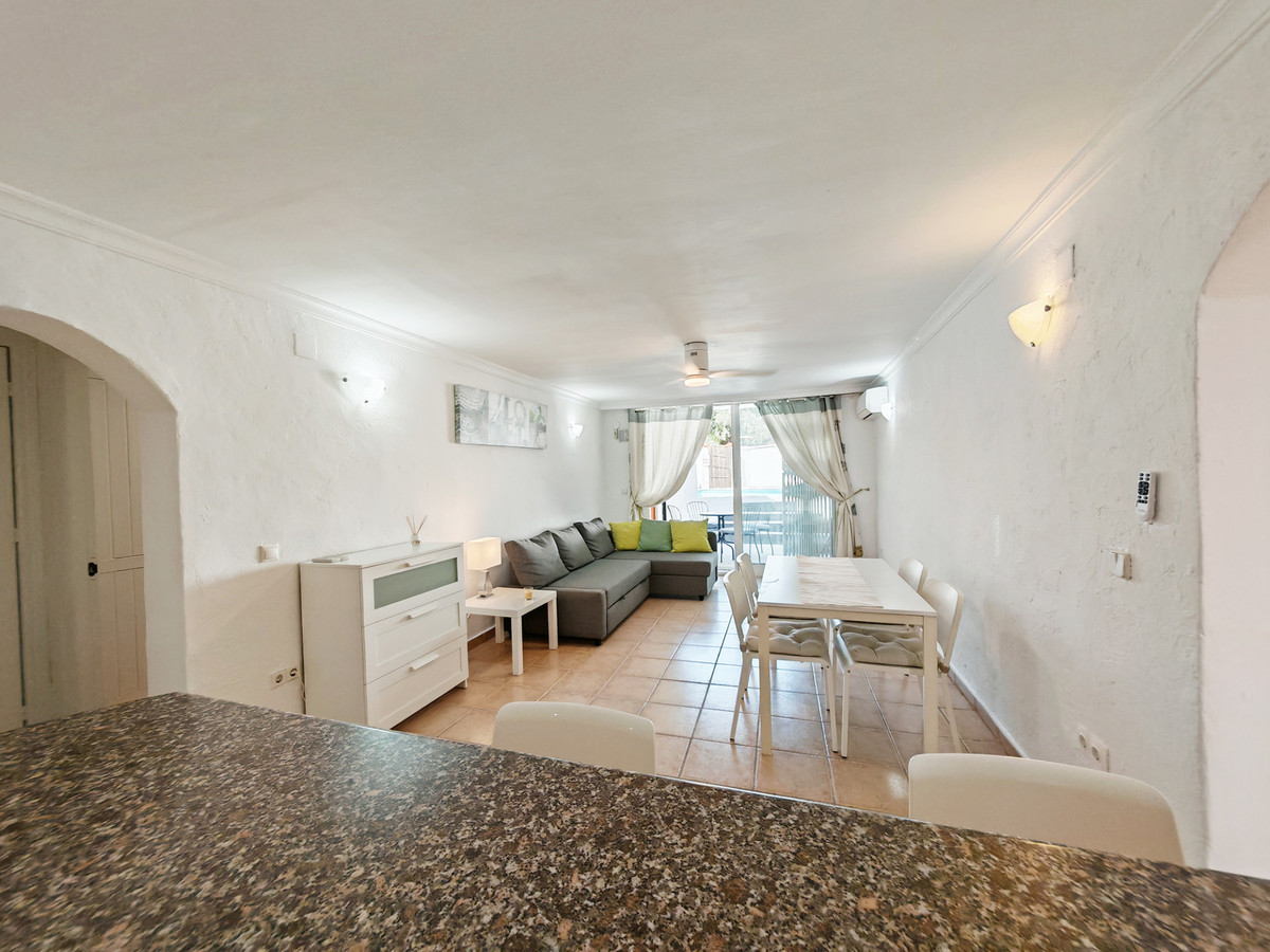 5 Bed Townhouse for sale in Calahonda Costa Del Sol, Málaga, Spain